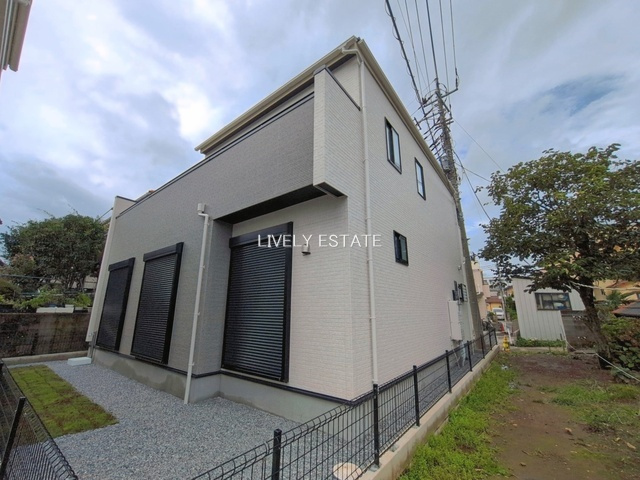 草加市新里町 新築分譲住宅 全2棟 2号棟の外観