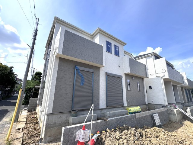 柏市東中新宿３丁目新築戸建の外観|A号棟外観・8月9日撮影・もうすぐ完成！