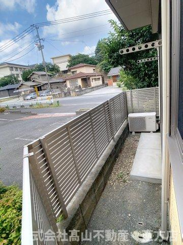 直方市大字山部のアパートのその他