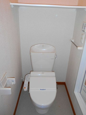 レオパレスソフィア中原のトイレ