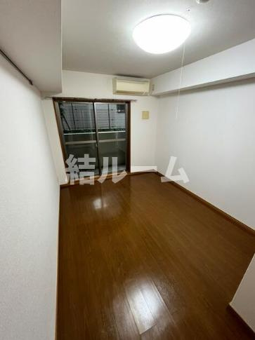 板橋区成増２丁目の賃貸マンションの居間・リビング
