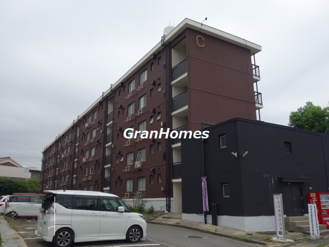 高津橋農住団地Ｃ棟の外観