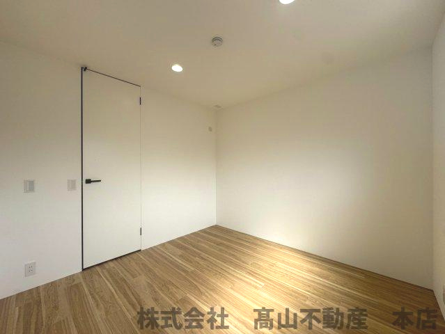 福津市八並のアパートの洋室