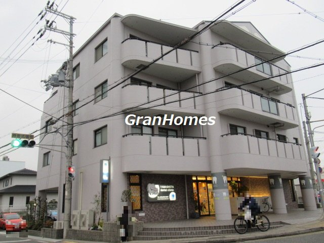 マノワールINOの外観