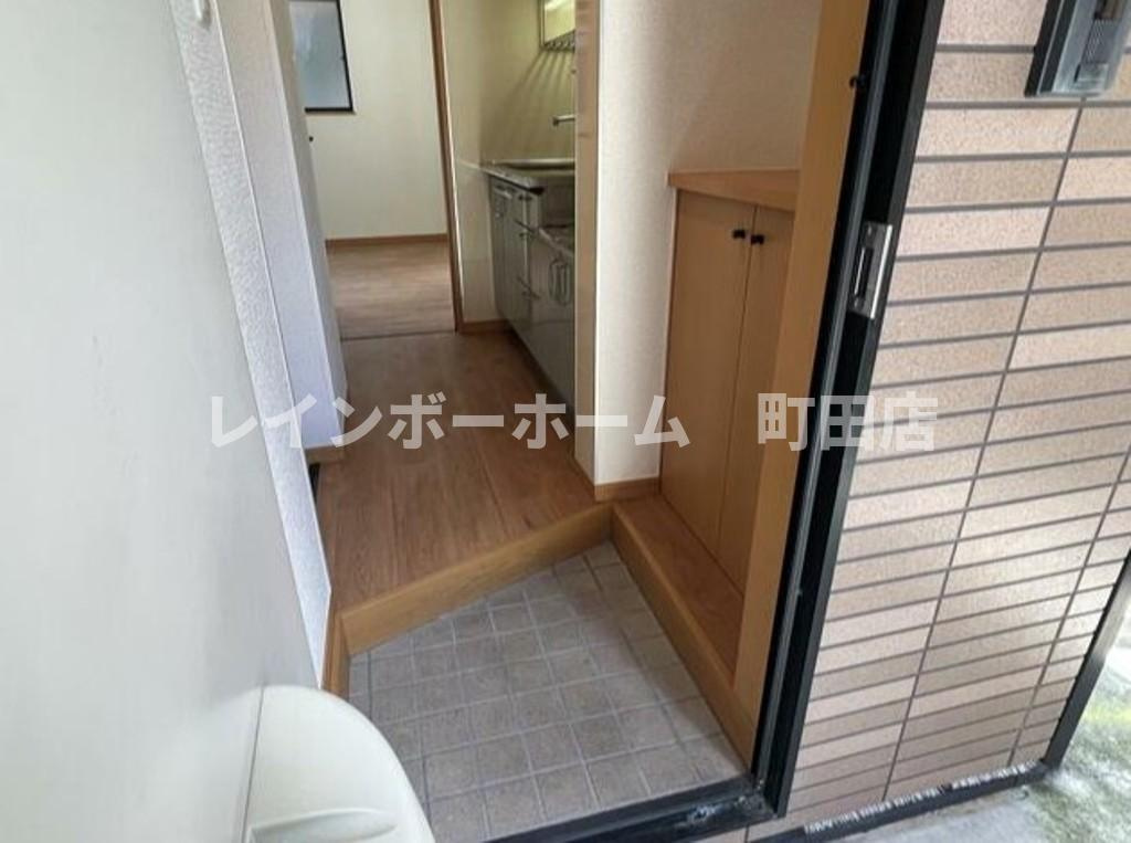 アスティオン相模台※初期費用分割あと払いサービス利用可能物件の玄関