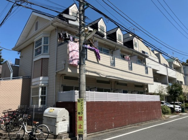 フェリス成城の外観