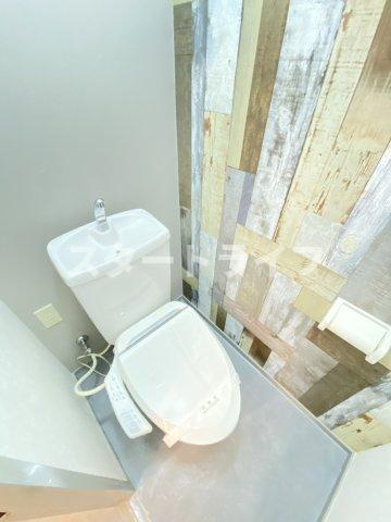 大阪市東淀川区東中島１丁目の賃貸マンションのトイレ