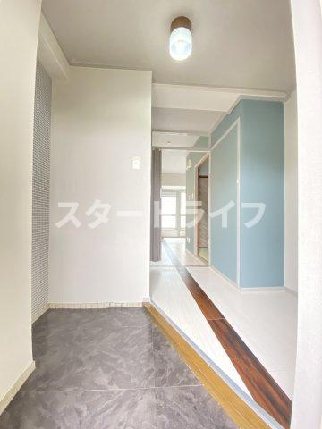 大阪市東淀川区東中島１丁目の賃貸マンションの玄関