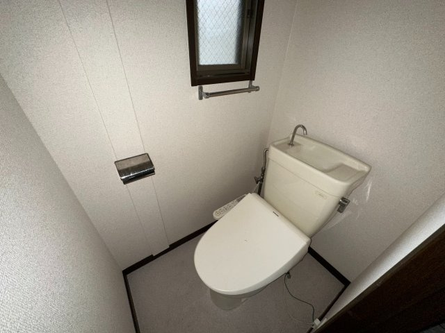 グレースシャトル本町A棟のトイレ