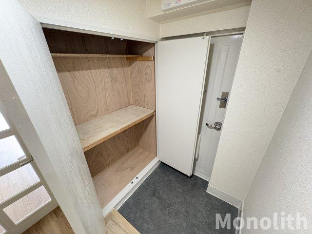 泉北鴨谷台３丁6号棟の収納