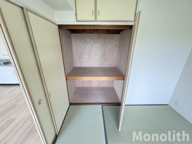 泉北鴨谷台３丁6号棟の収納