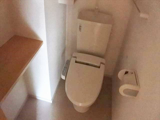 ヴィラージュ　ドゥ　ソレイユⅠのトイレ