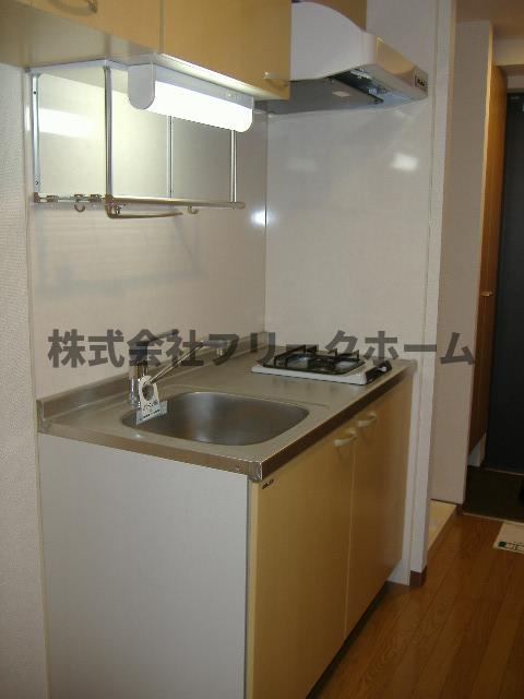 小金井市緑町５丁目の賃貸マンションのキッチン