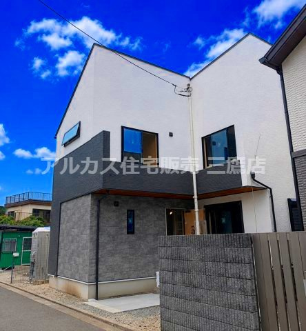 京王線 西調布駅 バス6分 新築戸建 三鷹市大沢5丁目
