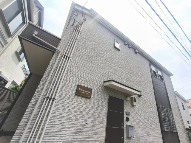杉並区宮前３丁目のアパート
