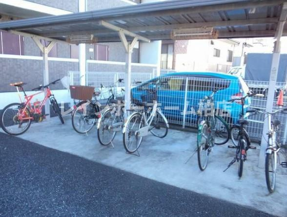 特典：仲介手数料が無料です!!のその他共用部分|駐輪場です