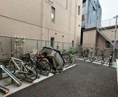 HF両国レジデンスEASTの駐車場
