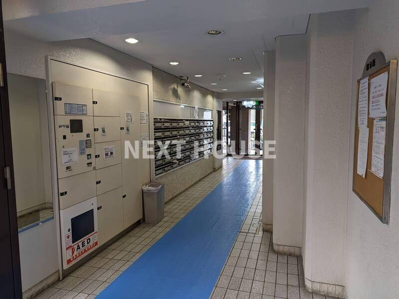 エクセランス梅田西の玄関