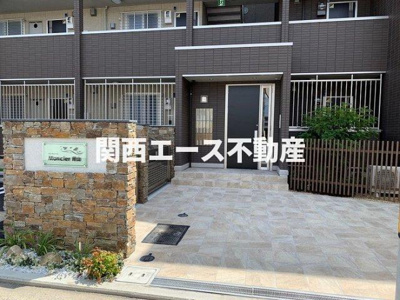 【エントランス】 | モンクレール青山