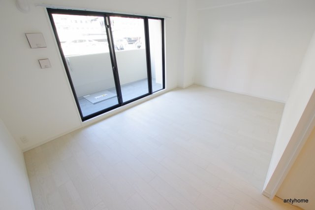 S-RESIDENCE江坂Eminence　仲介手数料無料の洋室