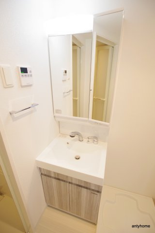 S-RESIDENCE江坂Eminence　仲介手数料無料の洗面所
