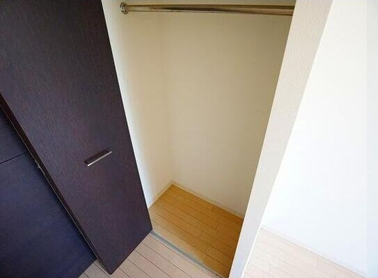 アーデンタワー西本町の収納