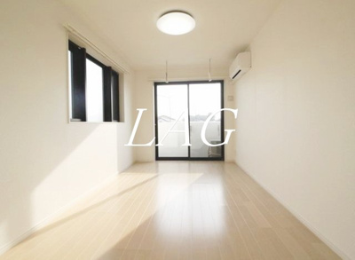 【居間・リビング】 | ピアコートＴＭ大泉学園壱番館 | 洋室のお部屋です。