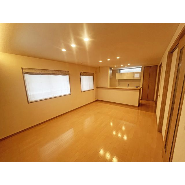 世田谷区羽根木2丁目戸建