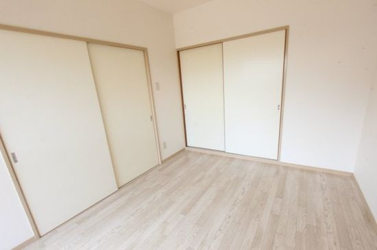 みず貴の洋室|落ち着いた色調の洋室です