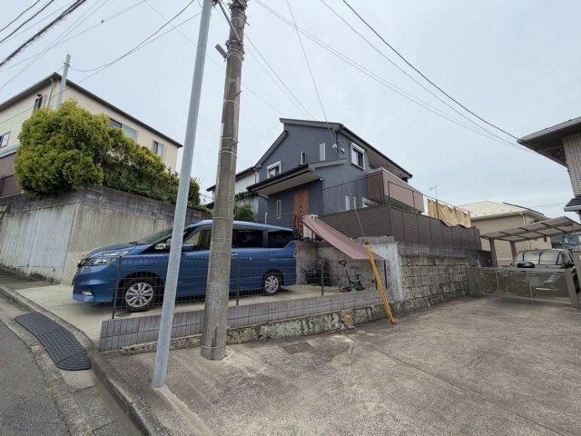 【前面道路含む現地写真】の画像