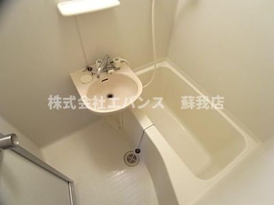 【浴室】 | サンフォーリスト仁戸名 | 日々の疲れを癒すお風呂付です