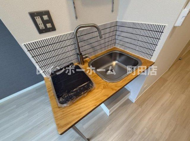 ラトゥール橋本 ※初期費用分割後払いサービス利用可能物件のキッチン