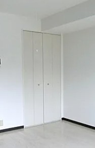 スワースモア N棟の収納