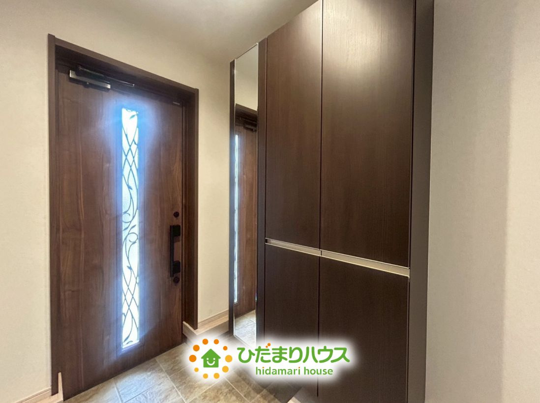 羽生市中央５丁目　中古一戸建ての玄関