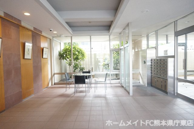 ムライチマンション熊高東のエントランス