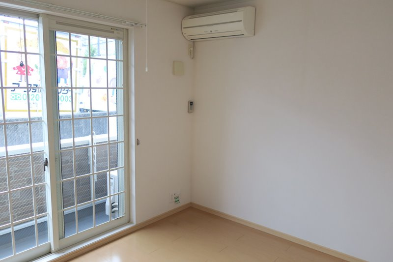 ☆明るい8.2帖のお部屋です☆