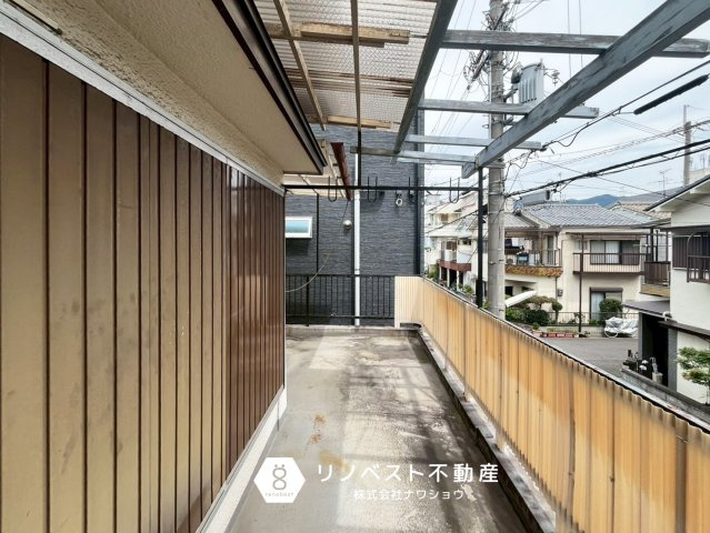 東大阪市新池島町1丁目のバルコニー|【リノベスト不動産】女性スタッフ・男性スタッフ共に活躍中！
