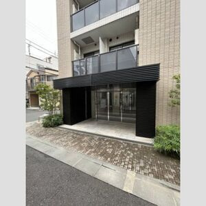 クレヴィスタ品川西大井のエントランス
