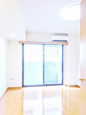 【居間・リビング】 | ルーブル武蔵小山弐番館 | 洋室のお部屋です。