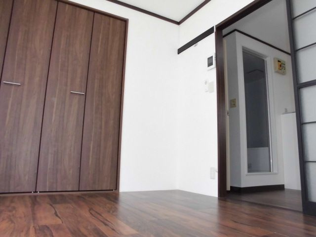 旭町サンコーポの寝室