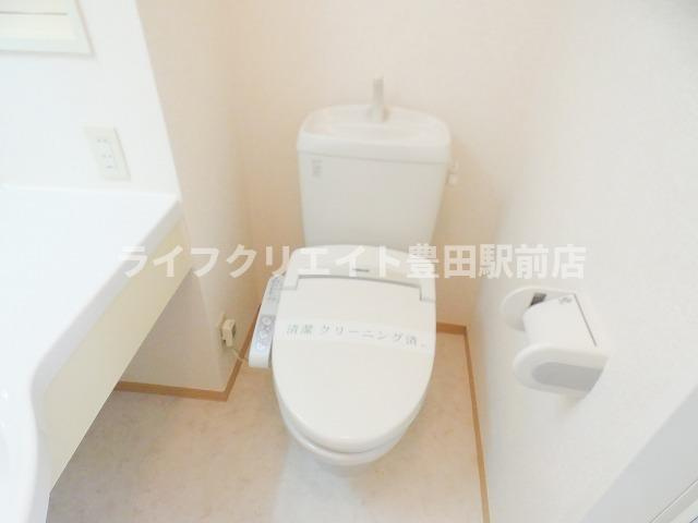 B-クレセントのトイレ