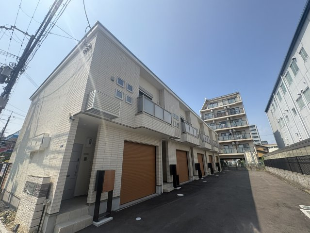 エスパース橋の外観