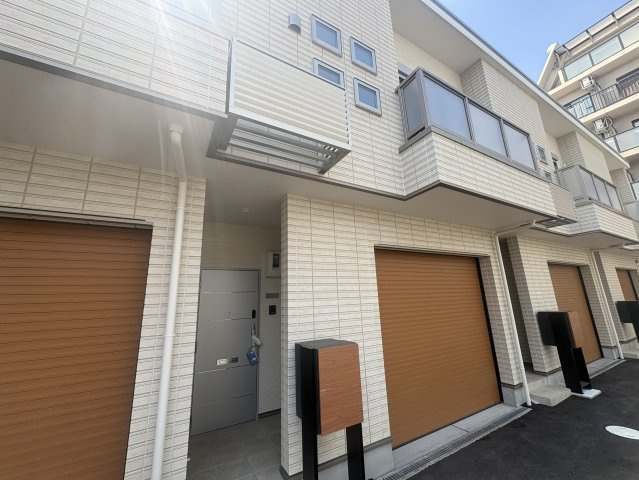 エスパース橋の外観