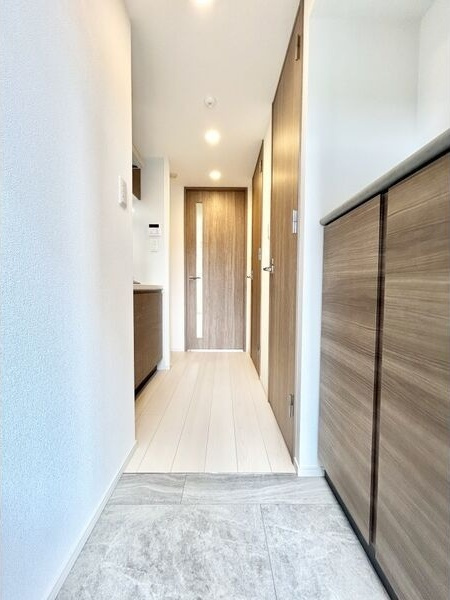 S-RESIDENCE名古屋菊井aline(アライン)の玄関