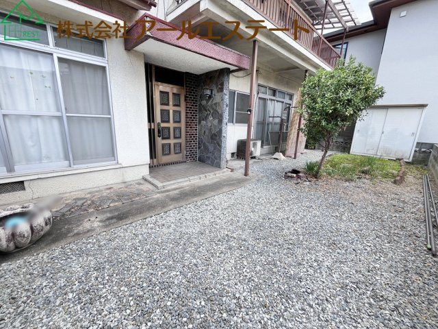 姫路市御立西3丁目　　中古戸建の玄関