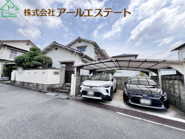 姫路市御立西3丁目　　中古戸建の前面道路含む現地写真