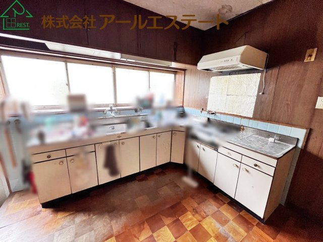 姫路市御立西3丁目　　中古戸建のキッチン