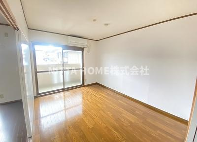 ユーミー和久市の内装|明るい室内です●