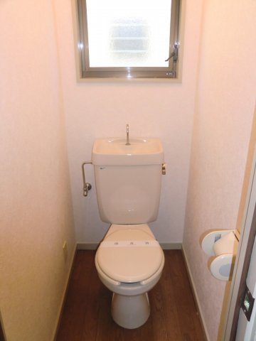 プチメゾン山崎 B棟のトイレ|トイレもきれいです