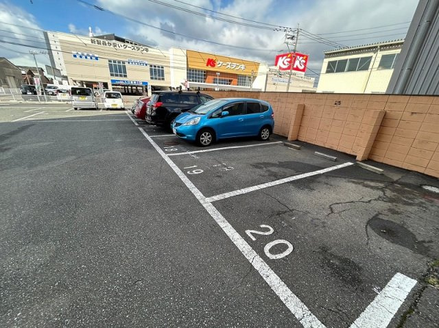  ファーストレジデンス　那珂小学校区の駐車場